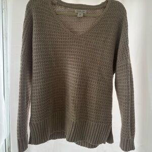 Rachel Zoe Olive Knit V-Neck Sweater medium
